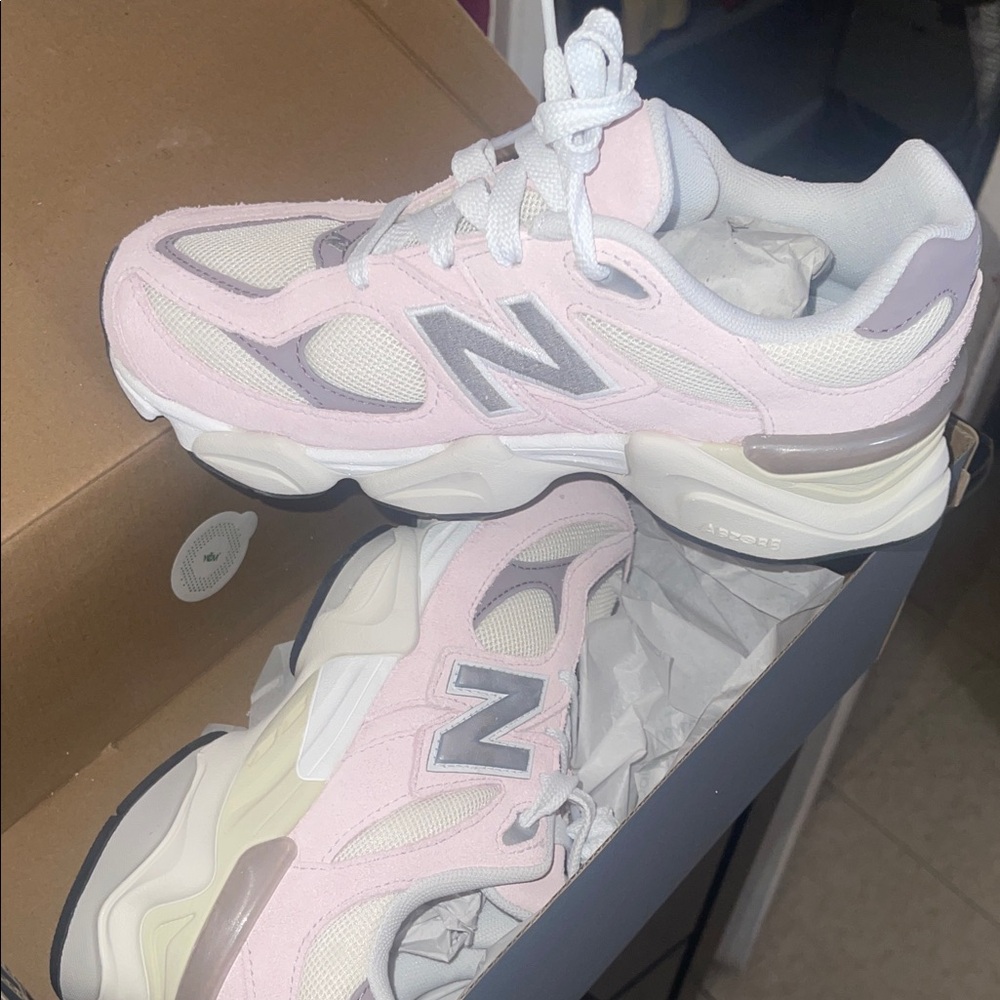 Brand new New Balance Pink and White Athletic Shoes